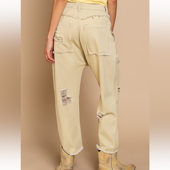 ⭐️⭐️Beige Distressed Ripped Jeans - Picture 2 of 2